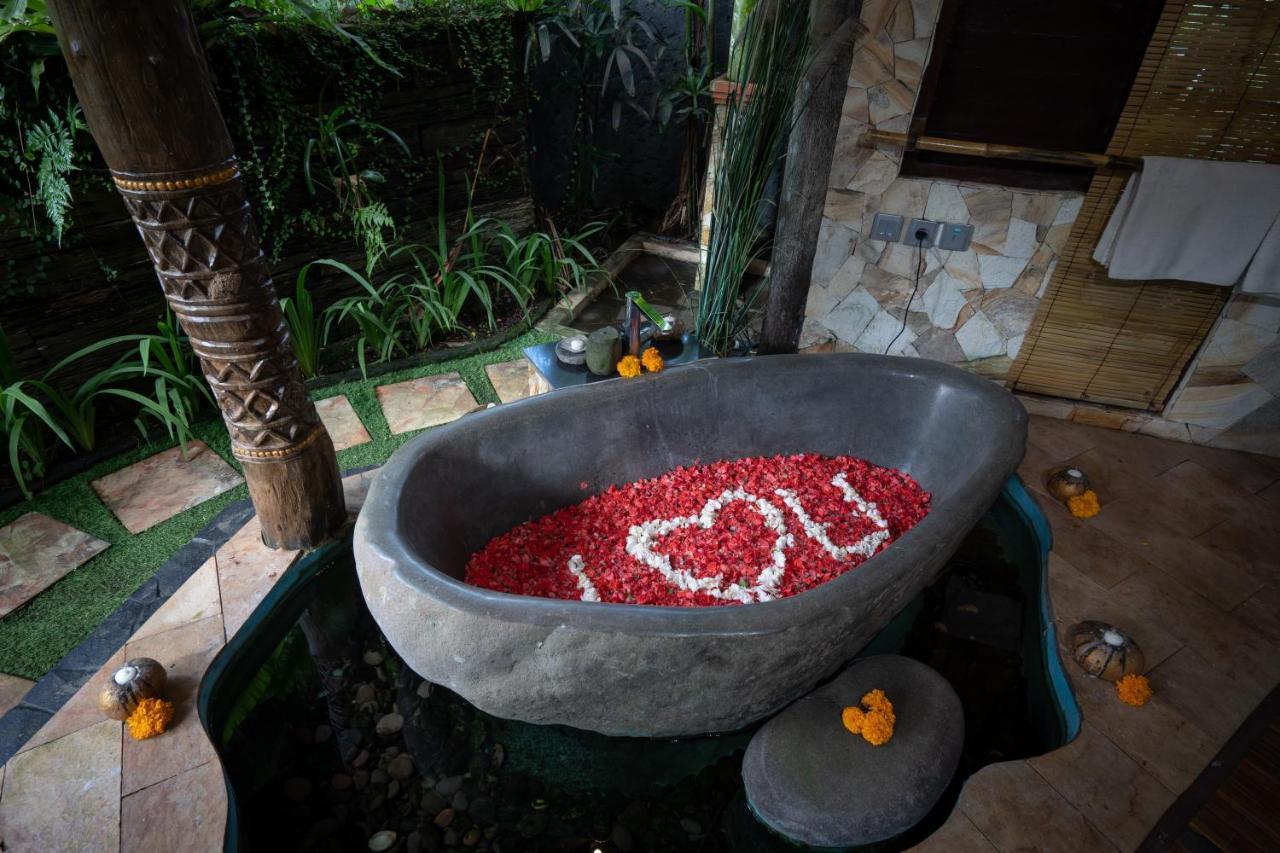 Kupu Kupu Private Villa Ubud Exterior foto
